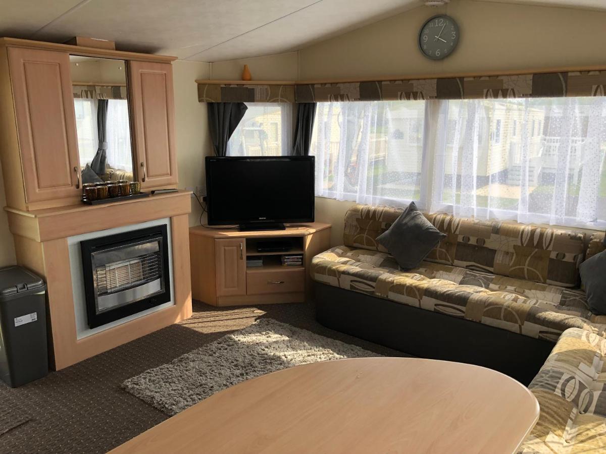 4 Bedroom 10 Berth Caravans With Hot Tub ,Mountain Bikes Tattershall Lakes Exterior foto